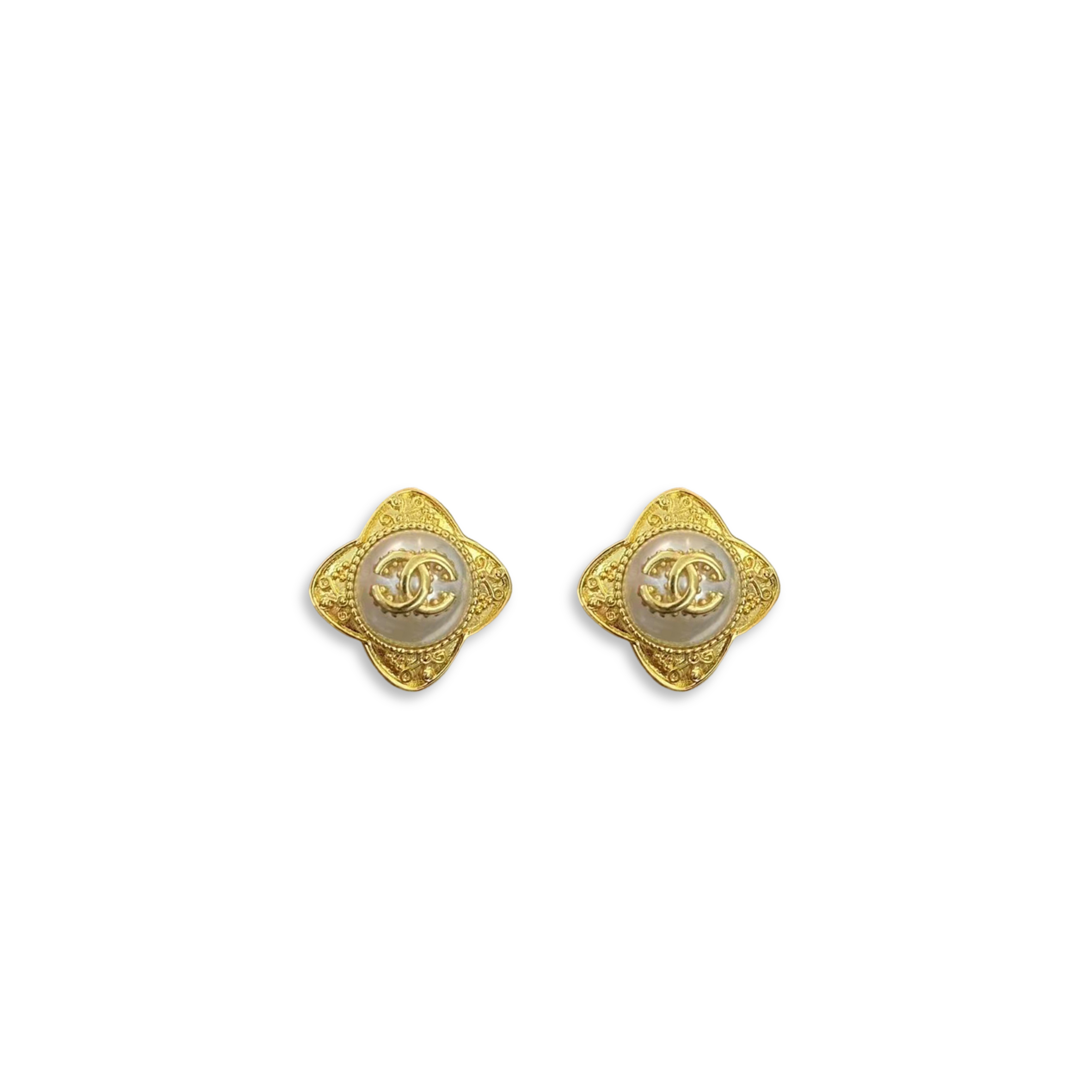 Ch**el clover-shaped pearl earrings